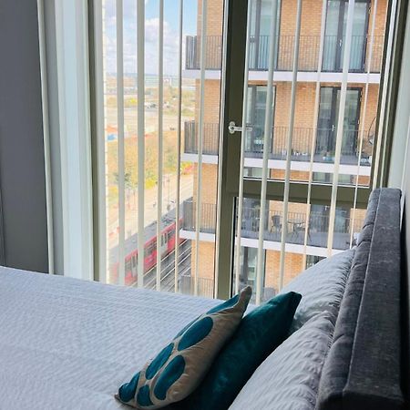 Lush Living - Double Room With Private Bathroom London Eksteriør billede