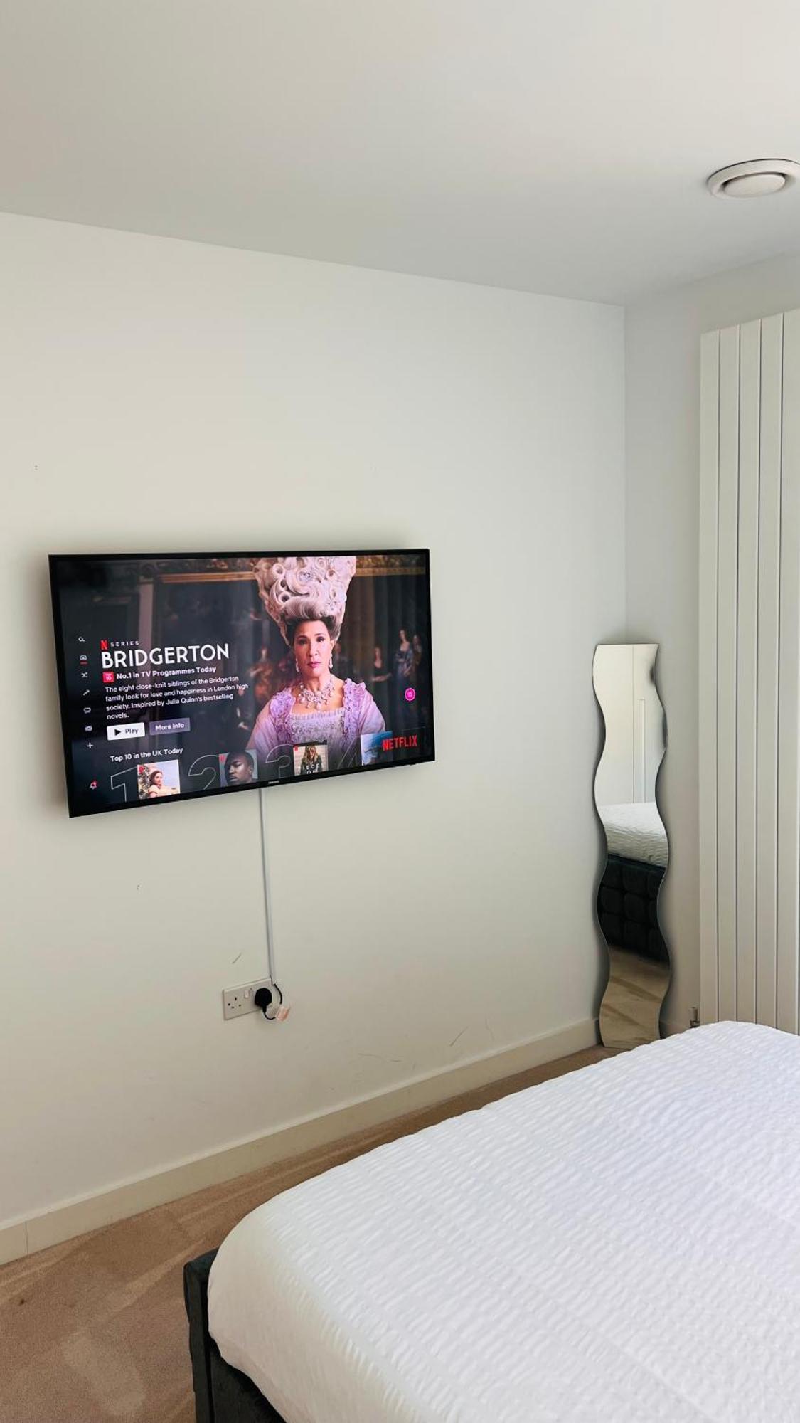 Lush Living - Double Room With Private Bathroom London Eksteriør billede